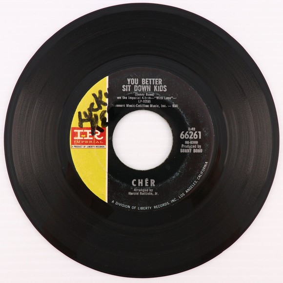 Cher, You Better Sit Down Kids / Mama 1967 45 rpm 7" Single Record Monarch 66261 - Picture 6 of 8